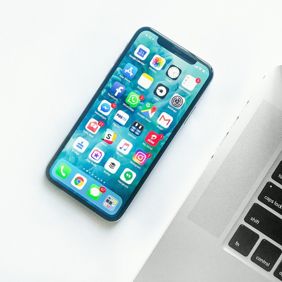 C7体育 APP 赛程与赛事列表界面示意